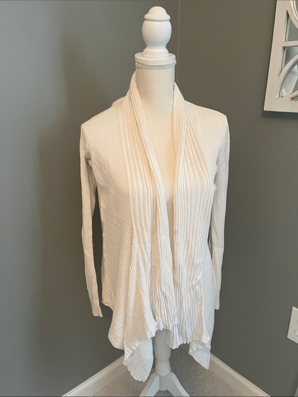 Lightweight Cream Open-Front Women’s Sweater Cardigan